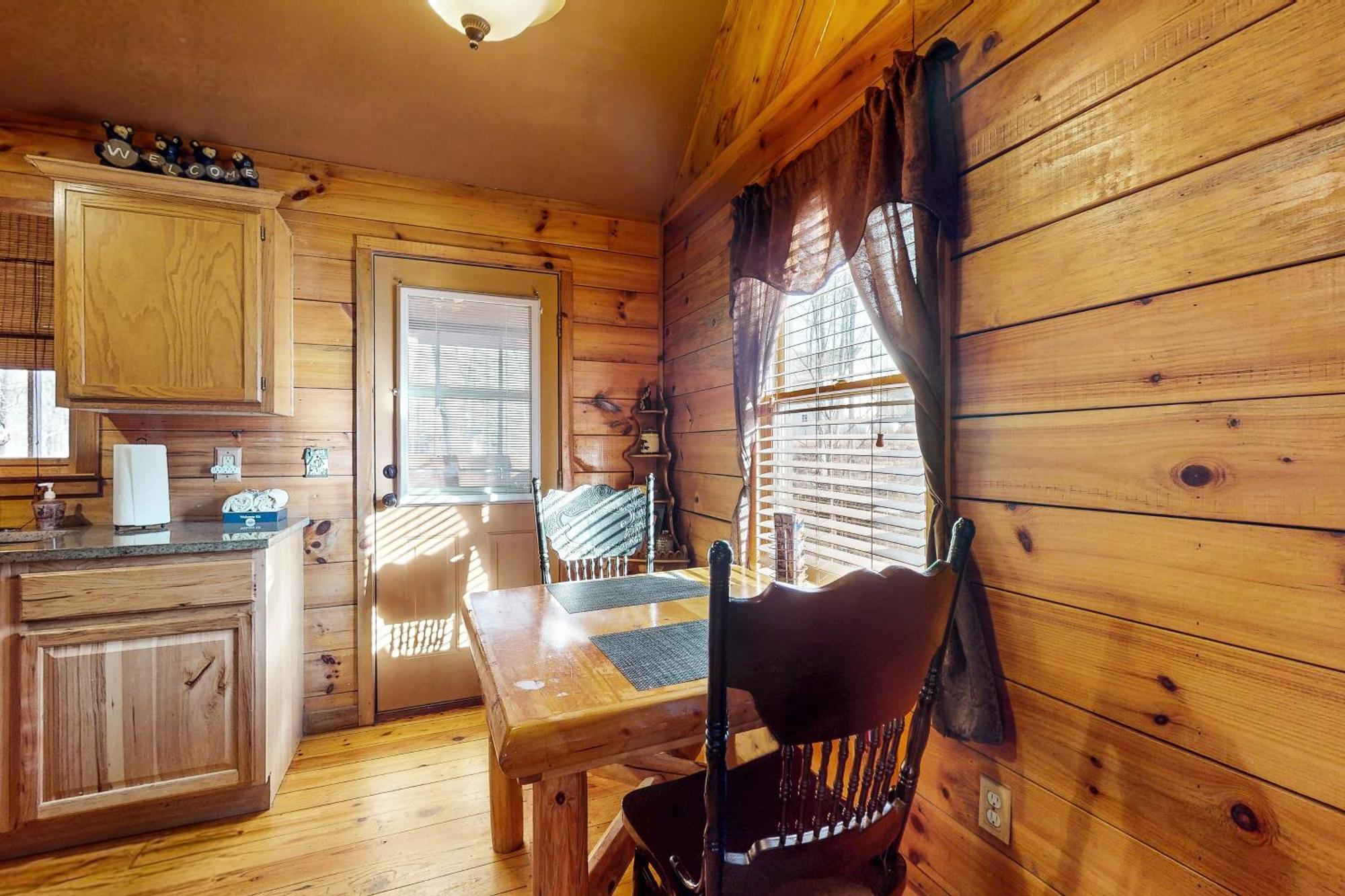 Pine Tree Lodge Sautee Nacoochee Buitenkant foto